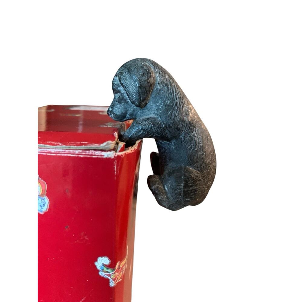 Vintage Hen-Feathers Henfeathers Dog Garden Decor signed Figurine 4" climbing